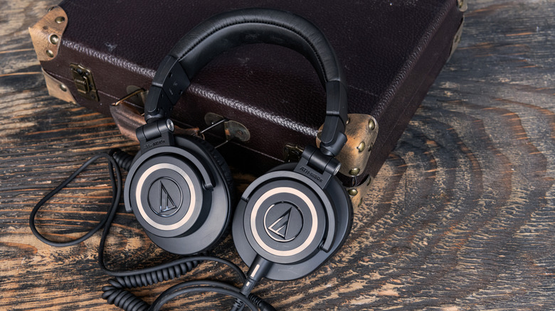 Can You Really Tell The Difference Between High-End And Cheap Headphones?